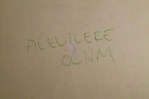 Apartmanda 'Alevilere Ölüm' Yazısı