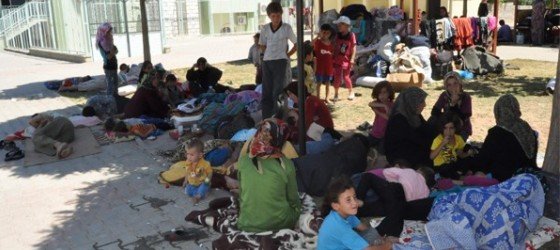 AKP'nin sokakta bıraktığı Alevi mülteciler cemevine yerleştirildi