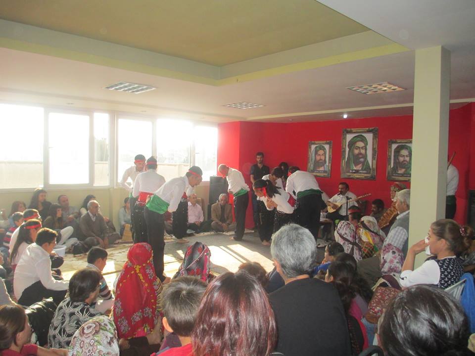 Alevi Gençlik Derneği İlk Aşure Etkinliğini Düzenledi
