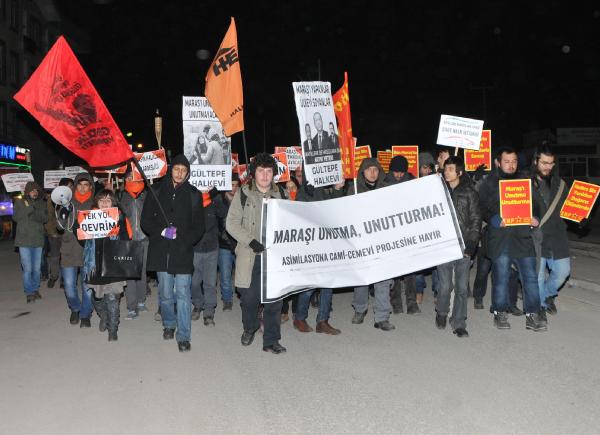 Eskişehir'de Maraş Katliamı Yürüyüşle Protesto Edildi