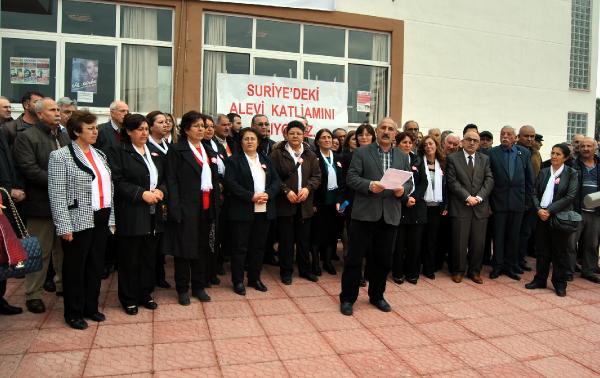 Mersinde Suriyedeki Alevi Katliamı Protesto Edildi