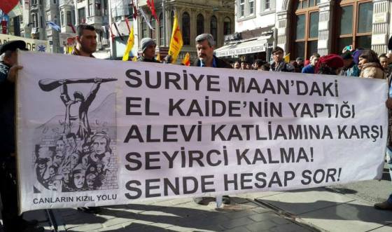 Suriye'deki Alevi katliamı Taksim'de protesto ediliyor