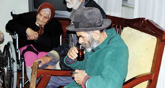 Ermeni'ye tehcir Alevi'ye mezar!