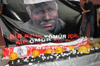 Zonguldak'ta Aleviler 'adalet nöbeti'ne başladı