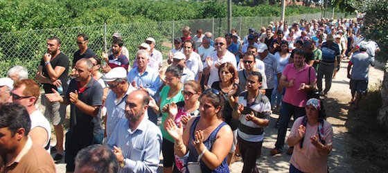 Alevi mezarlarına saldırı kınandı
