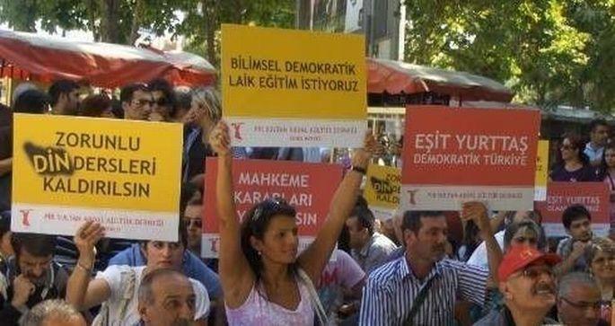 HDK’den Alevi mitingine katılım çağrısı