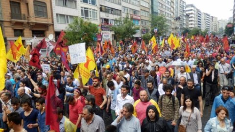 Aleviler iki haftadır yollarda
